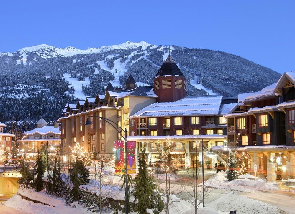 Delta Hotels By Marriott Whistler Village Suites Extérieur photo