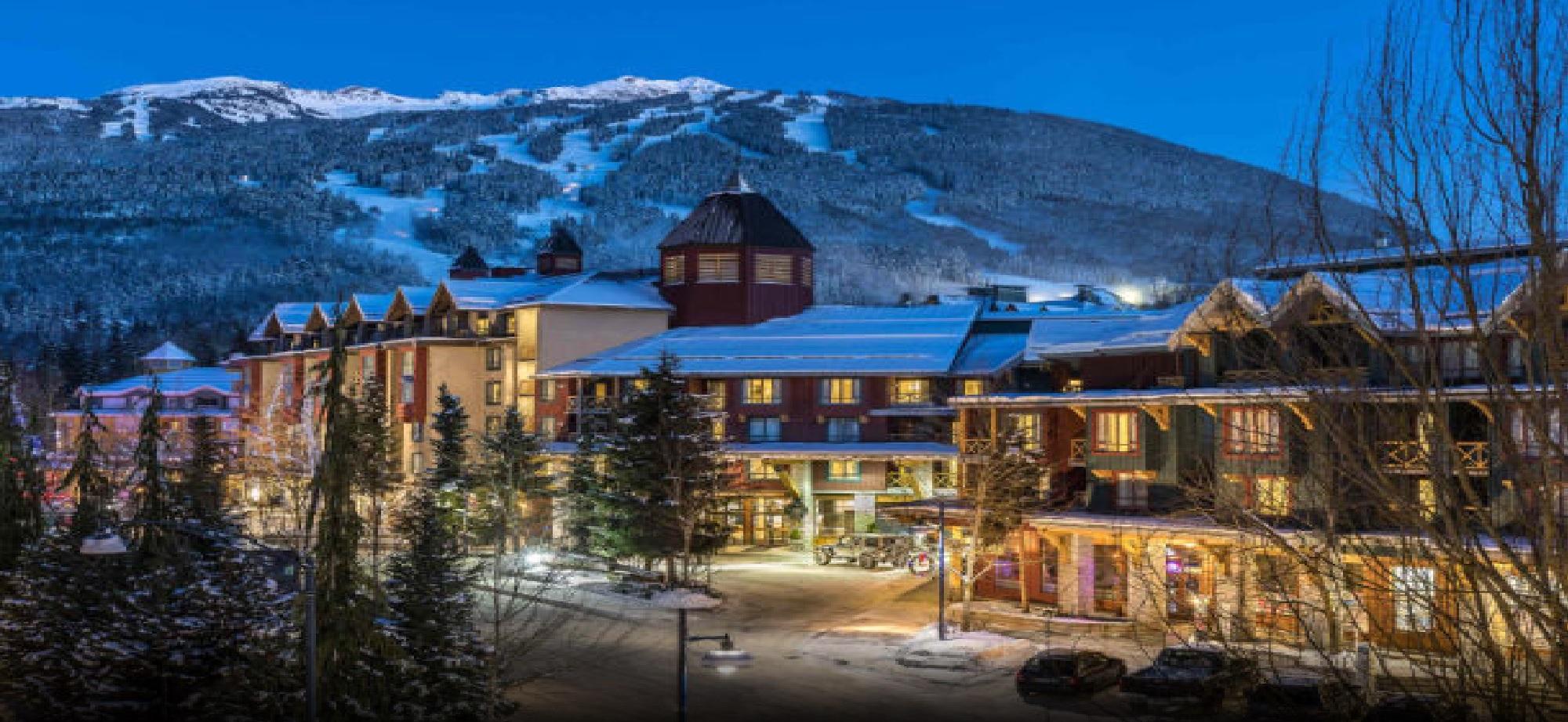 Delta Hotels By Marriott Whistler Village Suites Extérieur photo