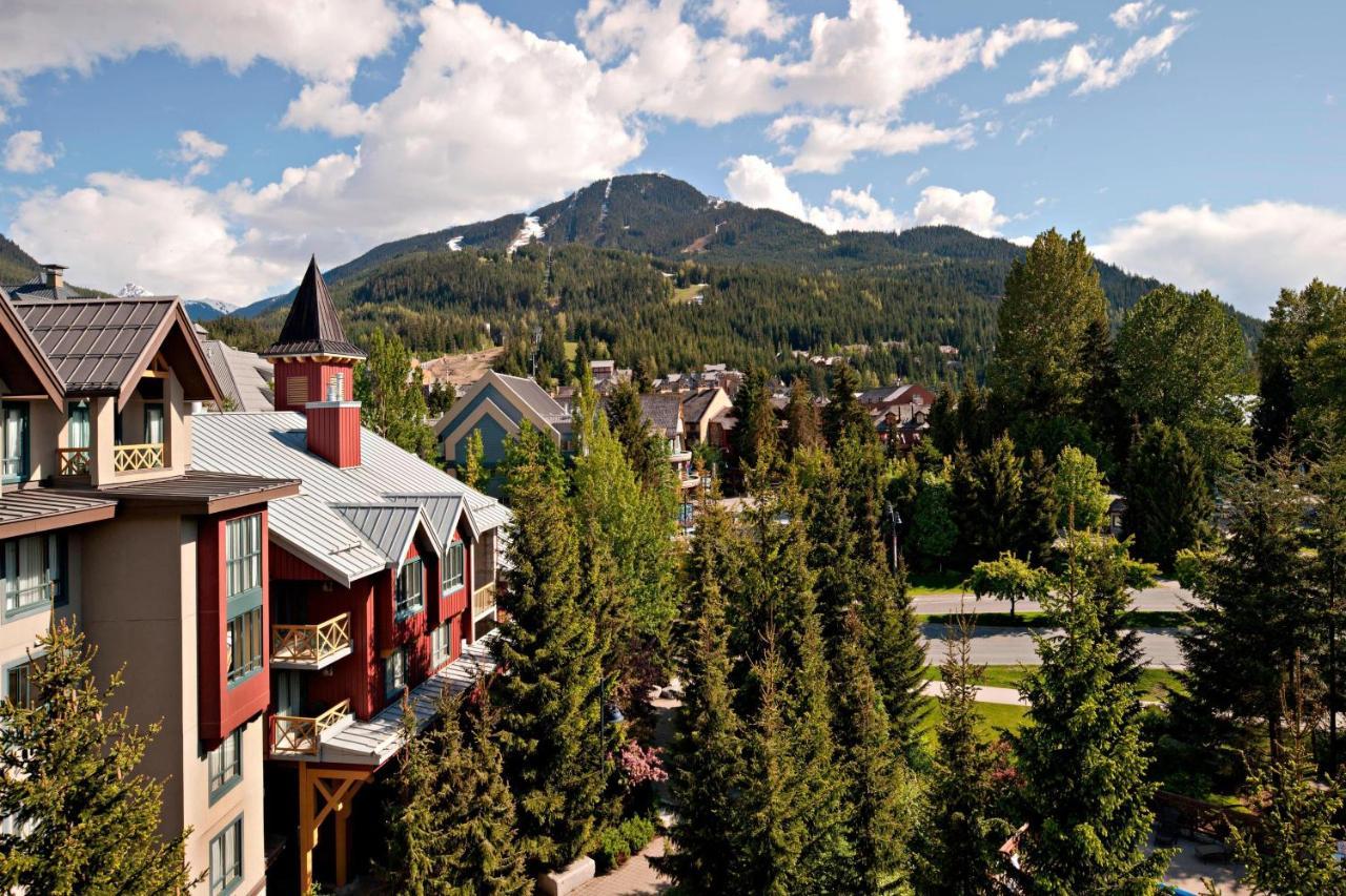 Delta Hotels By Marriott Whistler Village Suites Extérieur photo